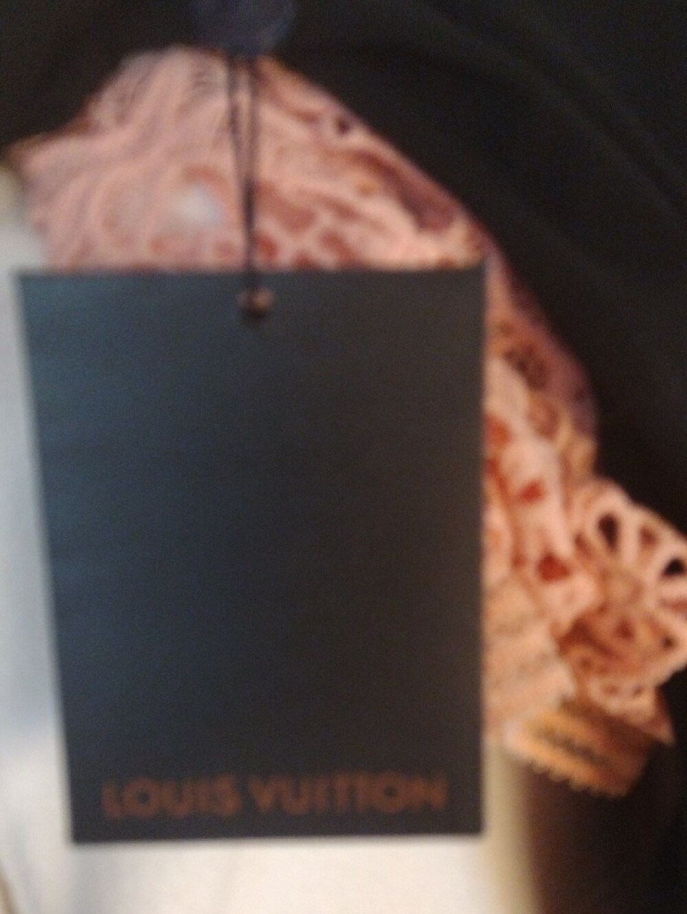 Louis Vuitton Black Graphic Logo T-Shirt - Picture 9 of 9
